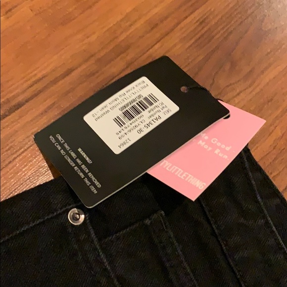 Pretty little thing ripped mom jeans - Picture 4 of 4